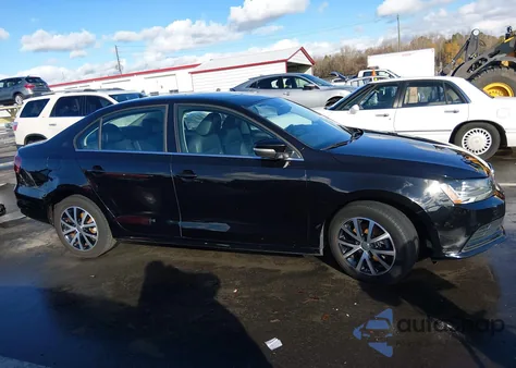 2017 Volkswagen Jetta 1.4T Se z USA, uszkodzony, nr VIN 3VWDB7AJ0HM227027